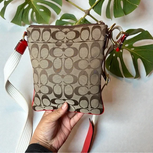 Vintage Coach Penelope signature canvas floral crossbody bag - Picture 2 of 7